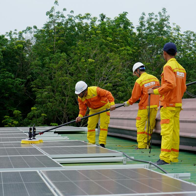 Limpieza y Mantenimiento preventivo en paneles solares